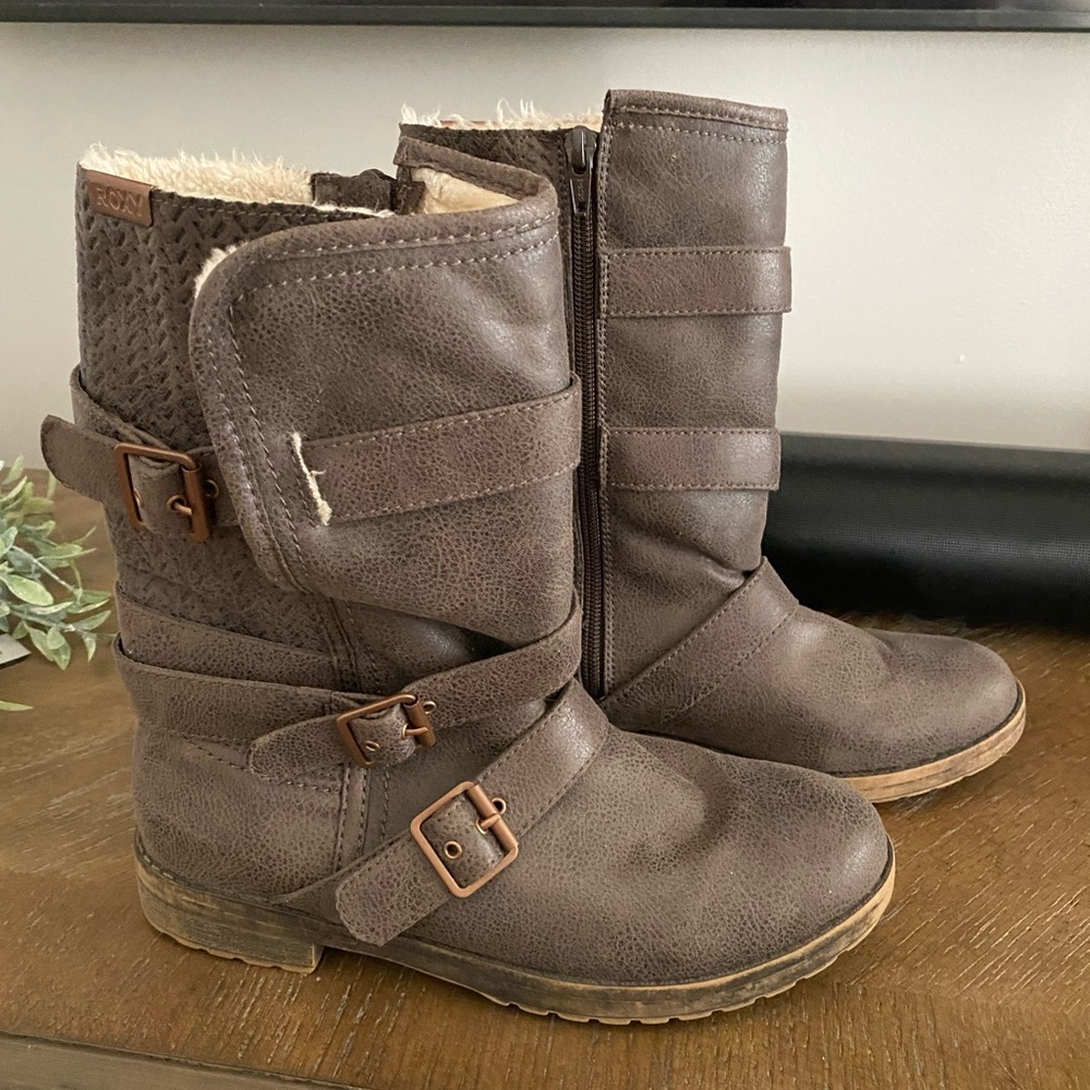 Boots by Roxy